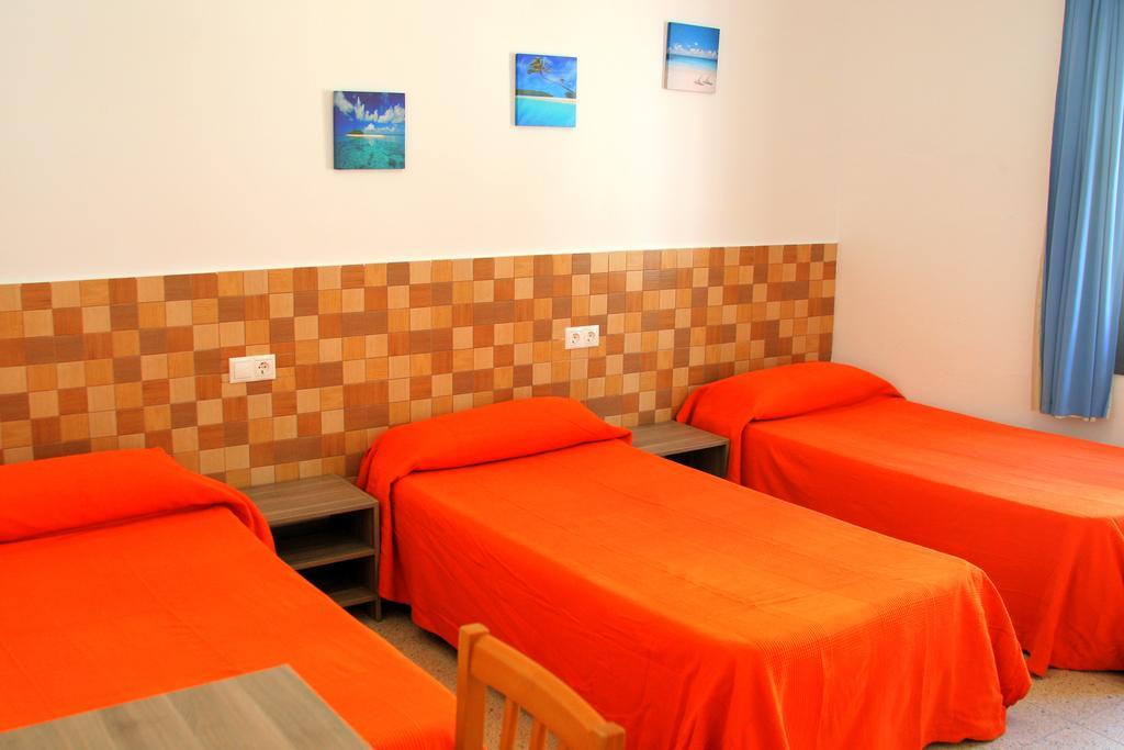 يوريت دي مار Hotel Planas الغرفة الصورة