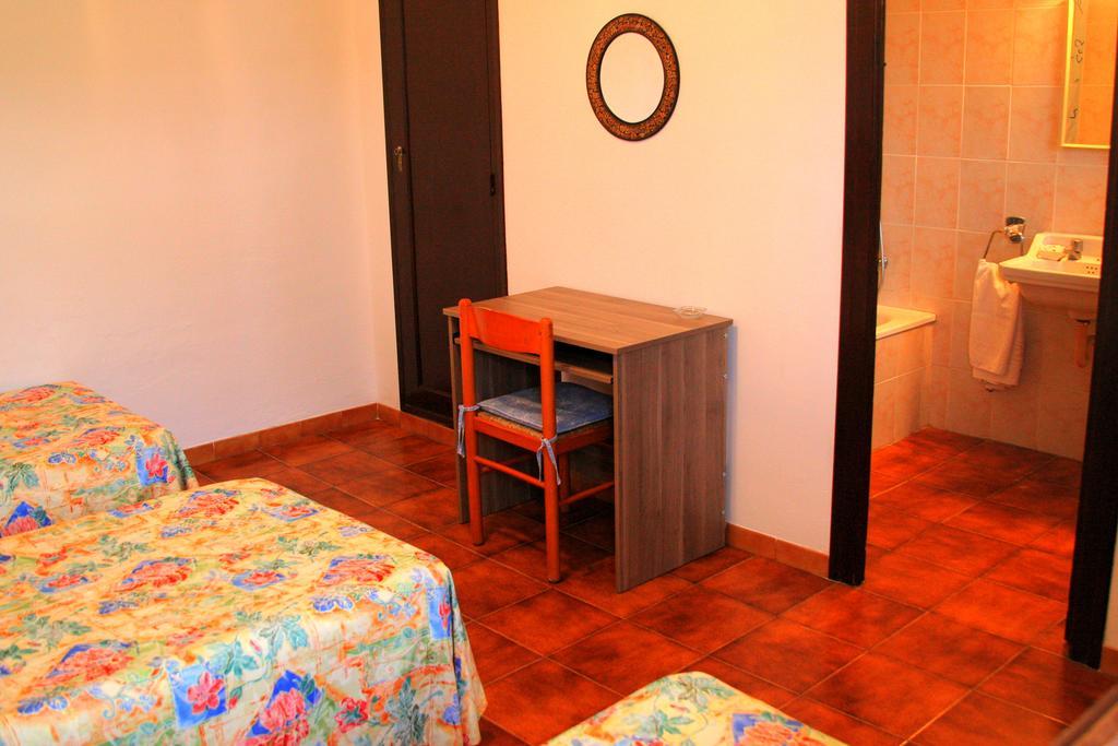 يوريت دي مار Hotel Planas المظهر الخارجي الصورة